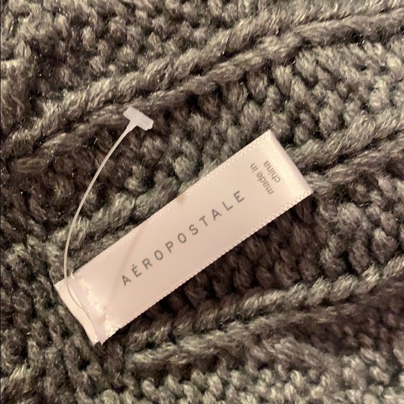 Grey Aeropostale Knit infinity Scarf - Picture 3 of 3